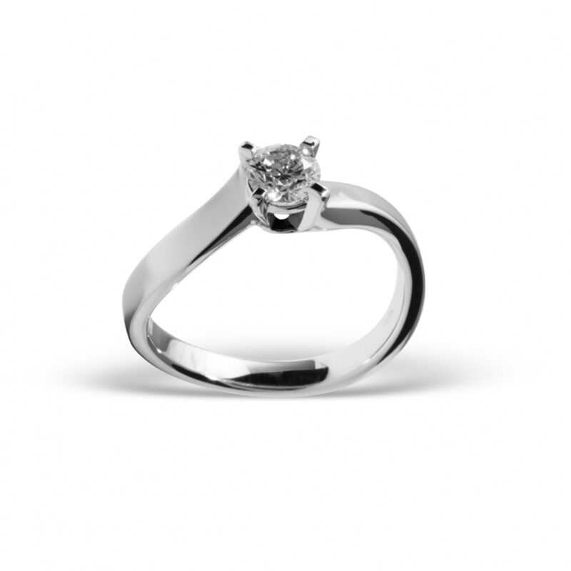 Anello in oro e diamanti S-050-10
