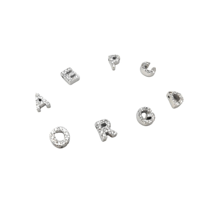 Pendente lettera in oro e diamanti STAMPATELLO PICCOLO