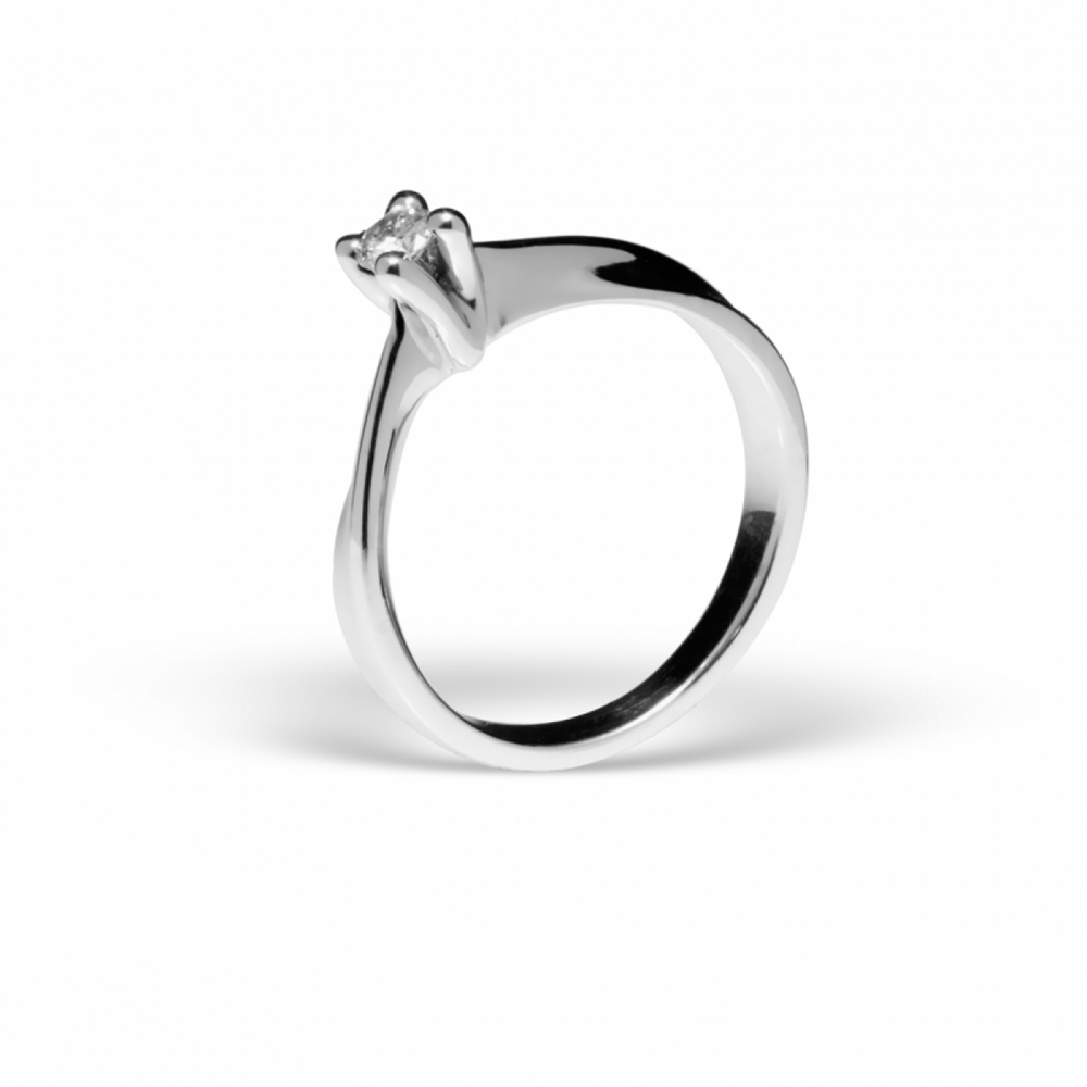 Anello in oro e diamanti S-005-10