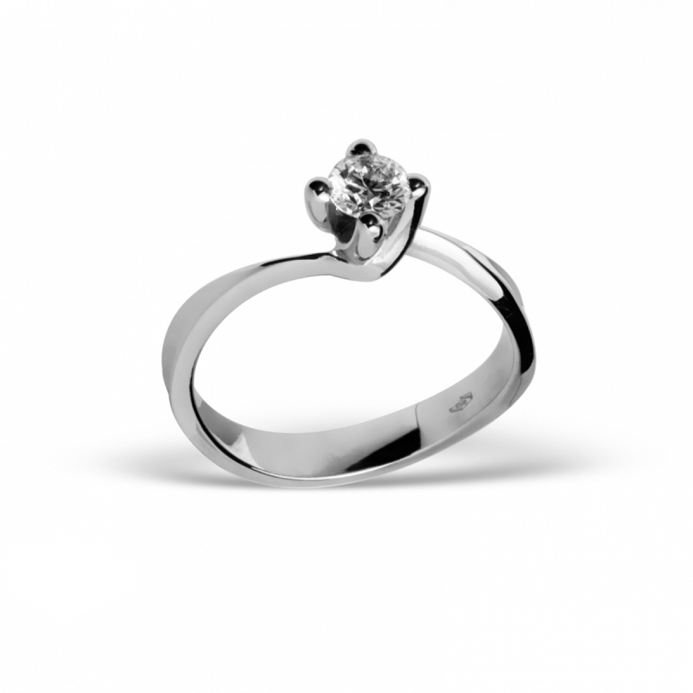 Anello in oro e diamanti S-007