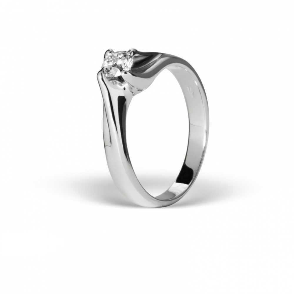 Anello in oro e diamanti S-008-10
