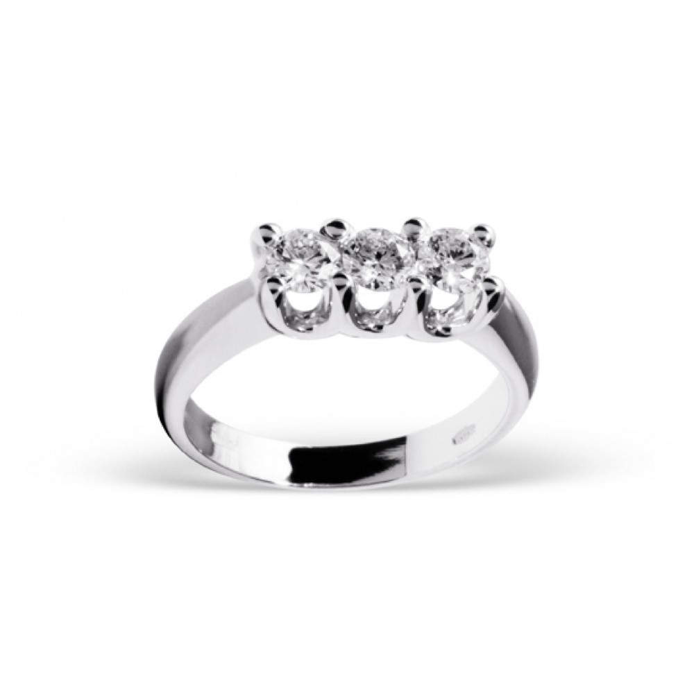 Anello in oro e diamanti TRI-052