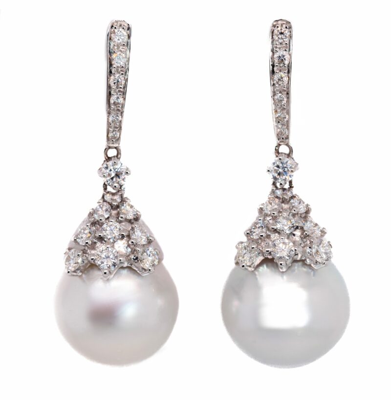 Orecchini di perle in oro bianco con diamanti ORPE-258