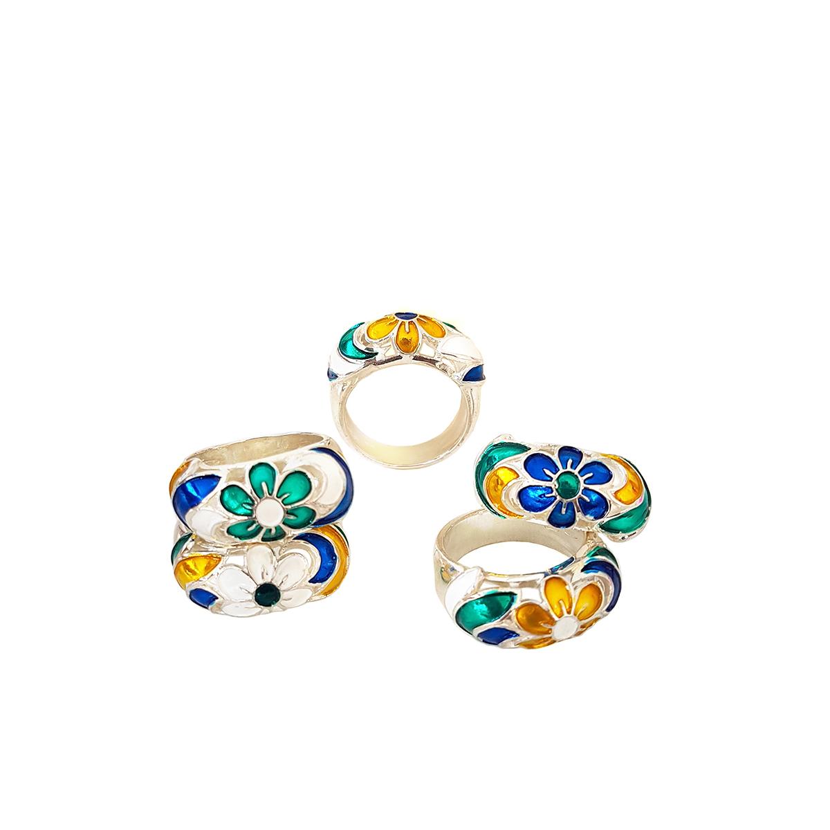 Anello in Argento Smaltato <br><h6>TRIQ-012 AN G</h6>