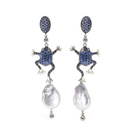 Orecchini Rana in Argento Bianco 925 incastonata con Zirconi blu montata con Perle coltivate.