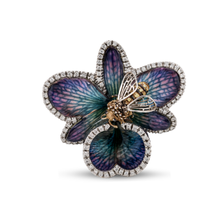 Anello Orchidea vera in Oro 18 carati, Diamanti 1,24 carati e Ape incastonnata con Zaffiri 0,15 carati.