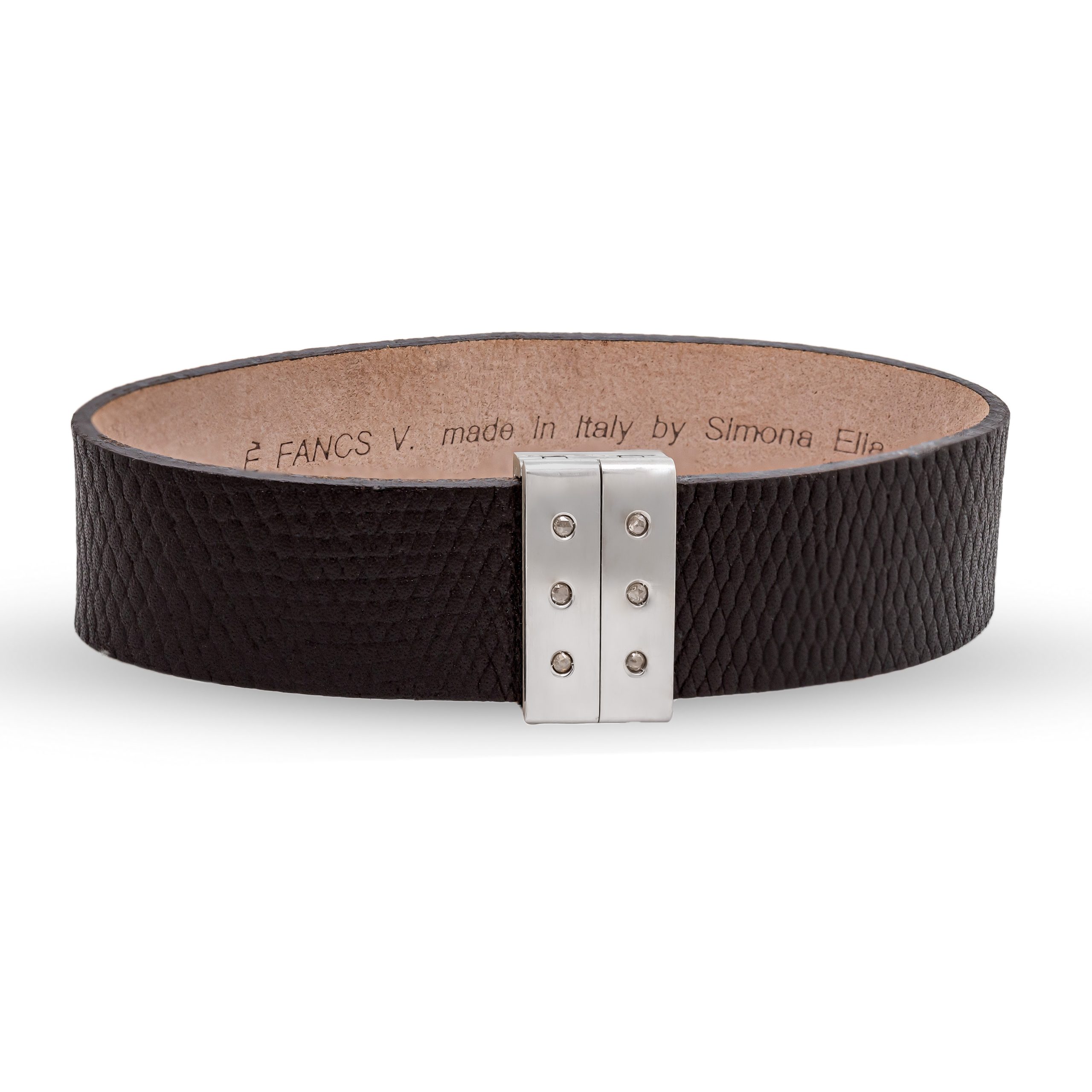 Bracciale con chiusura in Oro Bianco 18 carati e Caucciù, incastonato con Rose coronè 0,12 carati.