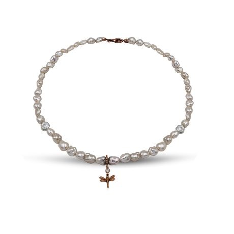 Collana di Perle coltivate d'acquadolce con Pendente Libellula in Argerto Rosa 925 incastonata con Zirconi bianchi.