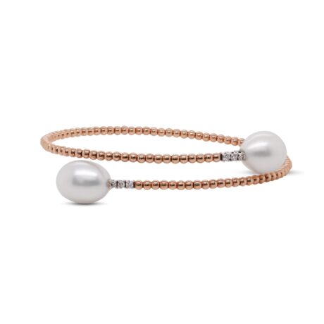 Bracciale in Oro Rosa 18 carati incastonato con Diamanti 0,14 carati, montato con Perle di Acquadolce 10,50 carati