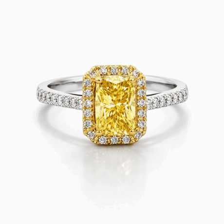 Anello in oro 18 carati con fancy color diamonds e diamanti